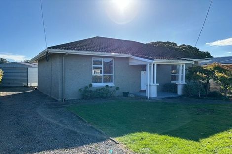 Photo of property in 18 Queens Road, Glen Avon, New Plymouth, 4312