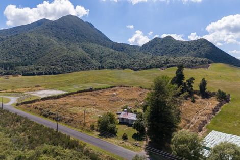 Photo of property in 24 Mountain Road, Maunganamu, Taupo, 3379