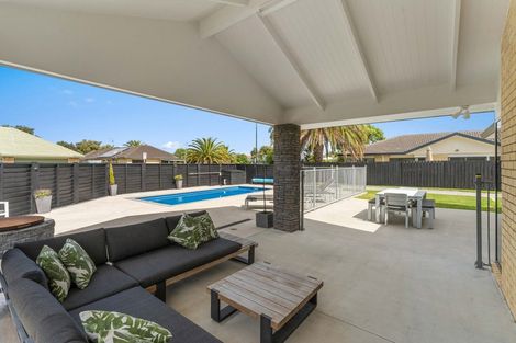 Photo of property in 11 Thoroughbred Place, Papamoa Beach, Papamoa, 3118