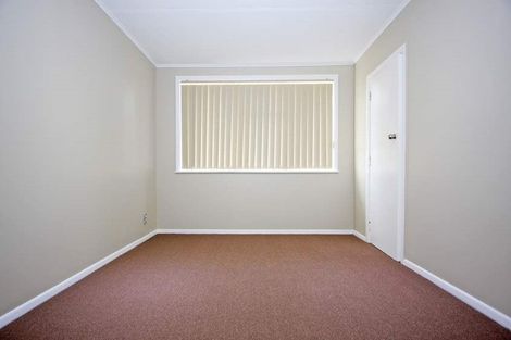 Photo of property in 4 Osborne Place, Papakura, 2110