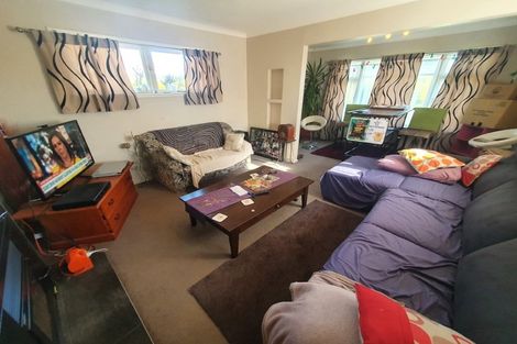 Photo of property in 32 Pembroke Street, Avondale, Christchurch, 8061