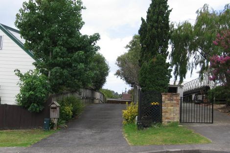 Photo of property in 85 Lynn Road, Bayview, Auckland, 0629