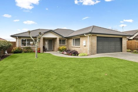 Photo of property in 3 Ranchod Terrace, Pukekohe, 2120