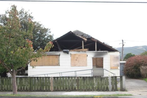 Photo of property in 271 Naenae Road, Naenae, Lower Hutt, 5011