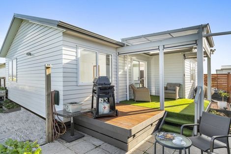 Photo of property in 11 Kamahi Crescent, Papamoa Beach, Papamoa, 3118