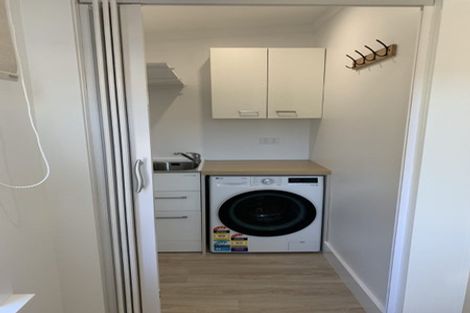 Photo of property in 70 Cutfield Road, New Plymouth, 4310