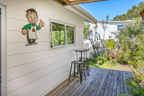 Photo of property in 33 Windsor Drive, Tairua, 3508