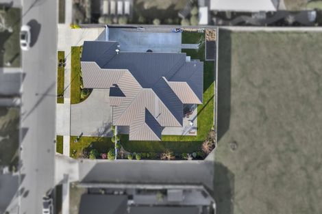 Photo of property in 12 Lewis Close, Rangiora, 7400