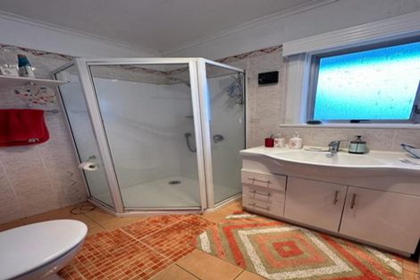 Photo of property in 2/260 Bucklands Beach Road, Bucklands Beach, Auckland, 2012