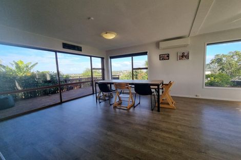 Photo of property in 2/14 Thelma Crescent, Torbay, Auckland, 0630