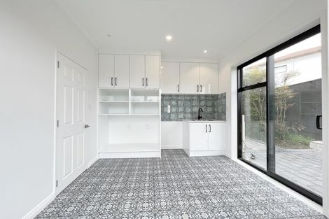 Photo of property in 3 Ballintra Close, Pinehill, Auckland, 0632