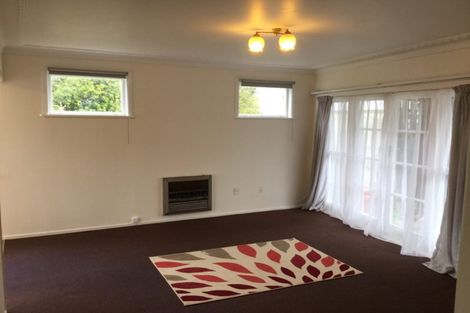 Photo of property in 2/25 Nutsey Avenue, Northcote, Auckland, 0627