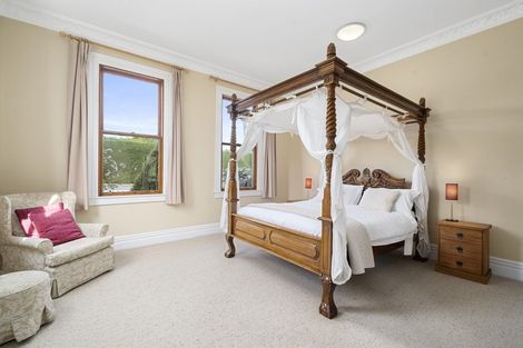 Photo of property in 70 Jellicoe Street, Martinborough, 5711