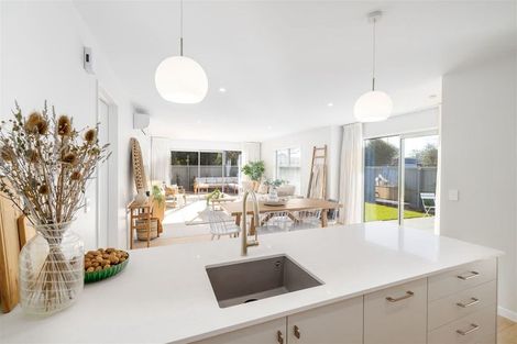 Photo of property in 237 Wairakei Road, Bryndwr, Christchurch, 8053
