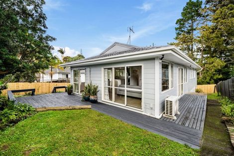Photo of property in 63 Weatherly Road, Torbay, Auckland, 0630