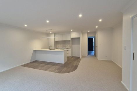 Photo of property in 27 Atutahi Lane, Papamoa, 3118