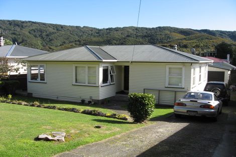 Photo of property in 38 Coast Road, Wainuiomata, Lower Hutt, 5014
