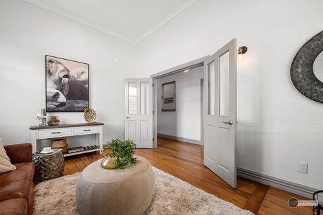 Photo of property in 156 Kings Crescent, Hutt Central, Lower Hutt, 5010