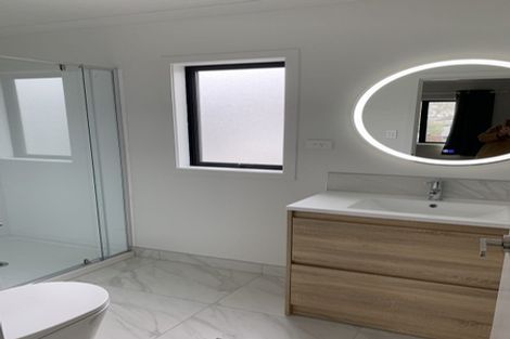 Photo of property in 2 Carrington Avenue, Hillcrest, Hamilton, 3216