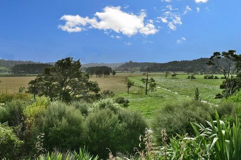 Photo of property in 28 Awatiro Drive, Kaukapakapa, 0871