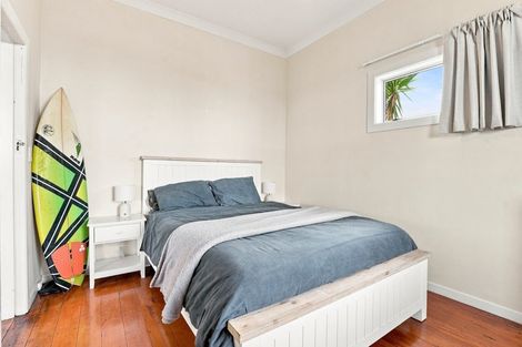 Photo of property in 18 Bryce Street, Castlecliff, Whanganui, 4501