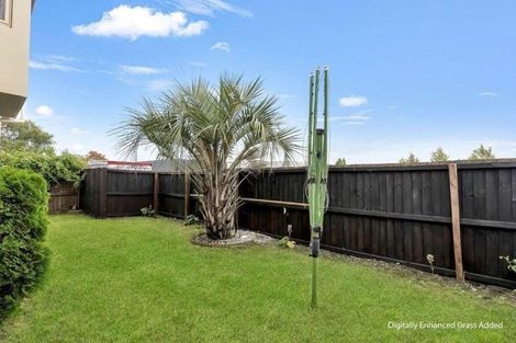Photo of property in 4/17 Longley Place, Addington, Christchurch, 8024
