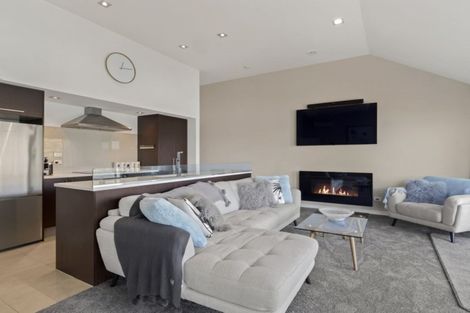 Photo of property in 1/11 Gum Lane, Queenstown, 9300