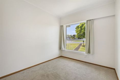 Photo of property in 1/8 Waterloo Road, Milford, Auckland, 0620