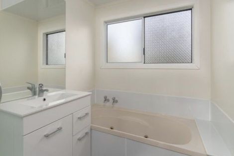 Photo of property in 8 Jellicoe Place, Solway, Masterton, 5810