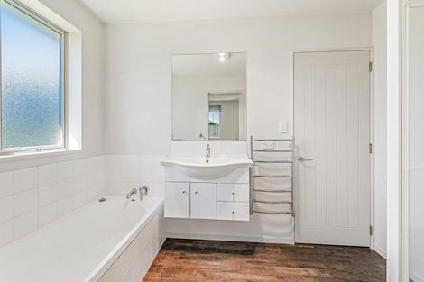 Photo of property in 26a Markham Way, Rolleston, 7614