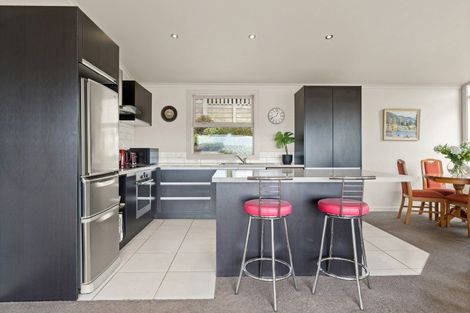 Photo of property in 54 Easther Crescent, Kew, Dunedin, 9012