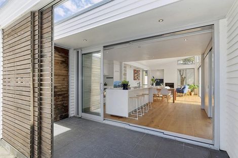 Photo of property in 79 Ludlam Street, Seatoun, Wellington, 6022