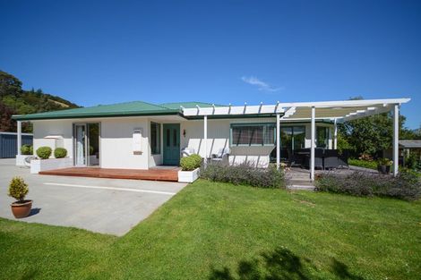 Photo of property in 39b Pawsons Valley Road, Duvauchelle, 7581