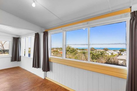 Photo of property in 157 Cornfoot Street, Castlecliff, Whanganui, 4501