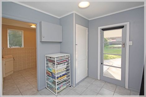 Photo of property in 13 Dewe Terrace, Foxton Beach, Foxton, 4815