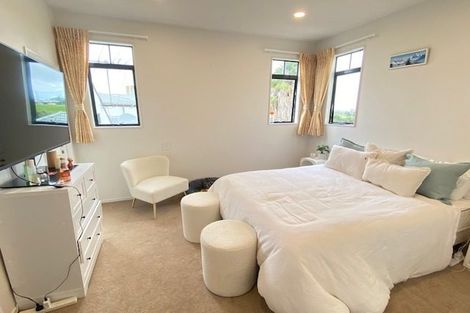 Photo of property in 11 Manor Park, Sunnyhills, Auckland, 2010