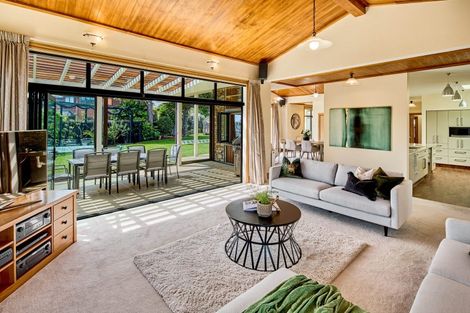 Photo of property in 24a Hautana Square, Woburn, Lower Hutt, 5010