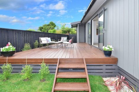 Photo of property in 33a Doment Crescent, Orewa, 0931