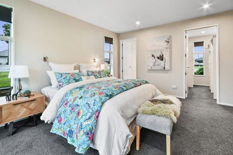 Photo of property in 2 Parkgrove Crescent, Pokeno, 2402