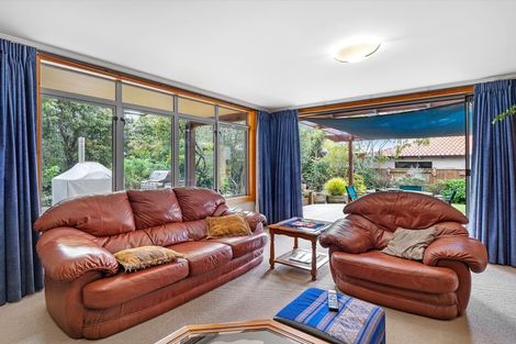 Photo of property in 29 La Lena Grove, Fitzherbert, Palmerston North, 4410