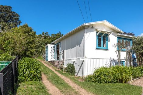 Photo of property in 4b Glen Brook Road, Omiha, Waiheke Island, 1081