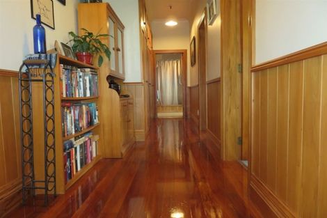 Photo of property in 10 Wright Street, Geraldine, 7930