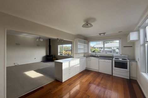Photo of property in 25 Belt Road, Moturoa, New Plymouth, 4310