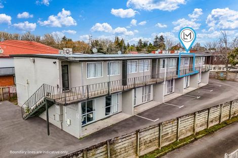 Photo of property in 9/3 Tralee Place, Hillcrest, Hamilton, 3216