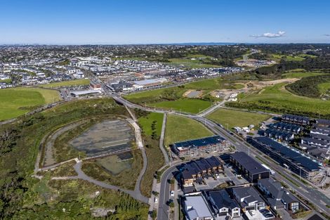 Photo of property in 109 Te Oneroa Way, Long Bay, Auckland, 0630