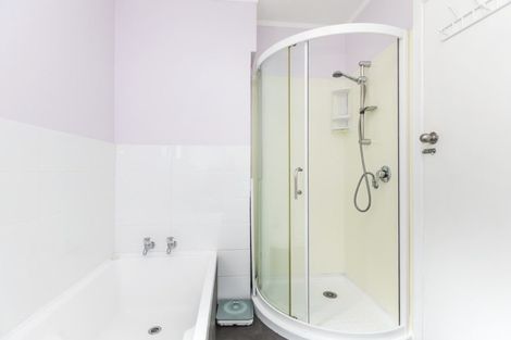 Photo of property in 129 Jamaica Drive, Grenada North, Wellington, 5028