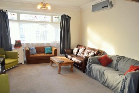 Photo of property in 39 Trent Street, Island Bay, Wellington, 6023