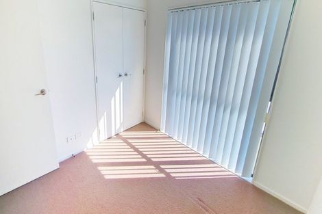 Photo of property in 14 Arthur Rolfe Lane, Swanson, Auckland, 0614