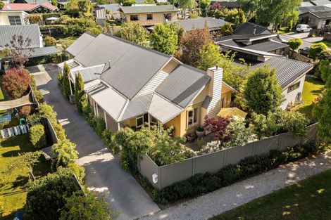 Photo of property in 62 Adamson Drive, Arrowtown, 9302