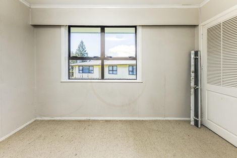 Photo of property in 16 Eastburn Street, Papakura, 2110